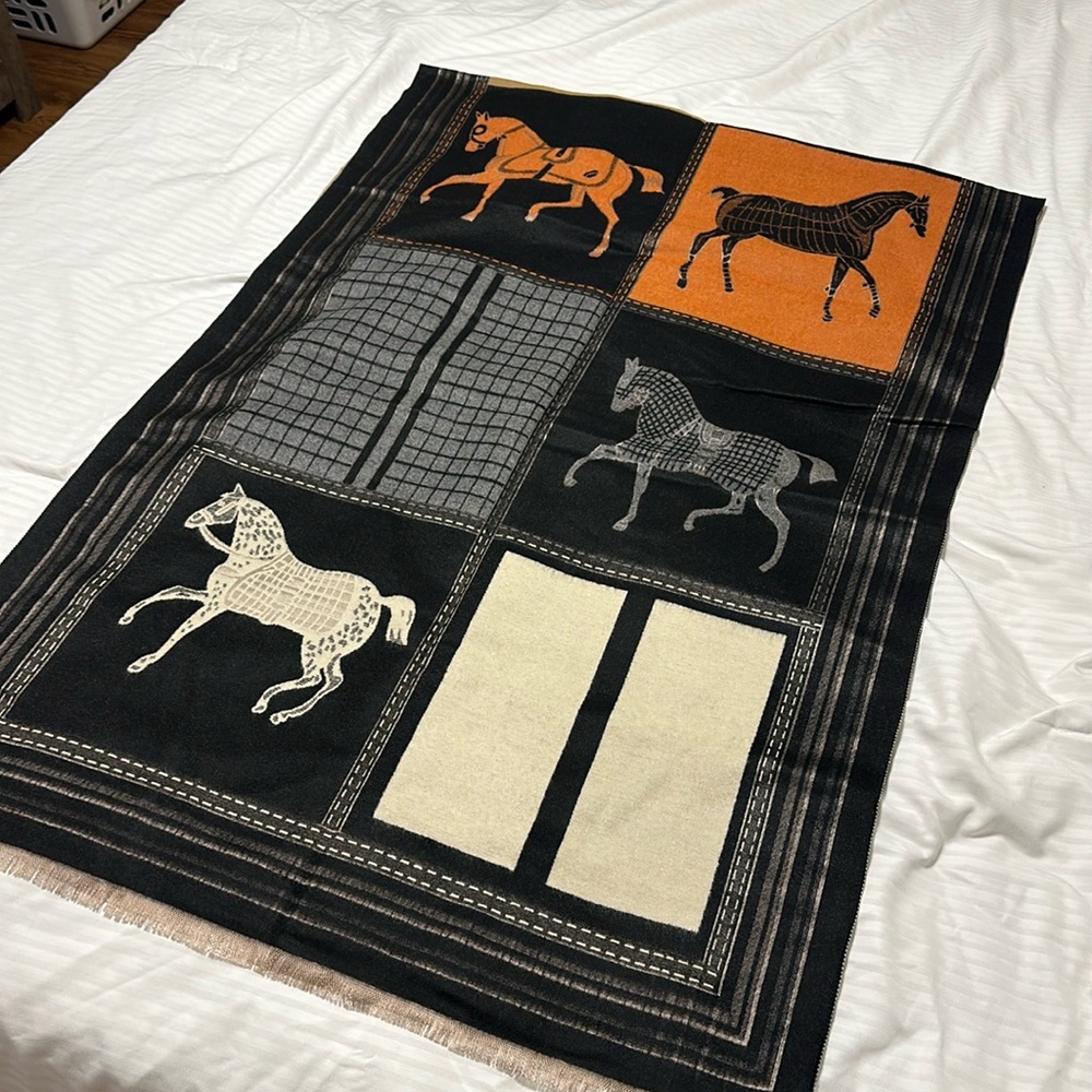 Horse scarf